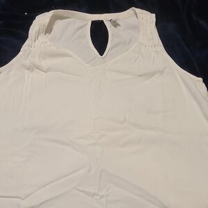 Old Navy White Keyhole Tank Top